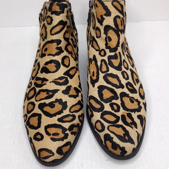 Blondo Tami Waterproof Leopard Print Calf Hair Side Zip Ankle Booties Size 12M - Picture 9 of 12